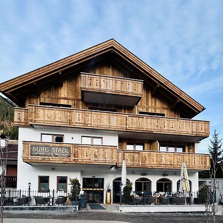 Burgstadl Aparthotel & Restaurant Ladis Extérieur photo