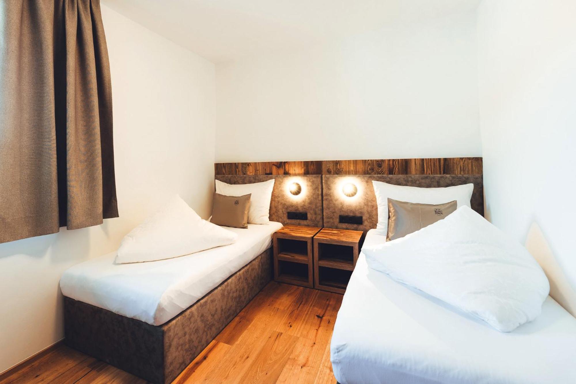 Burgstadl Aparthotel & Restaurant Ladis Extérieur photo